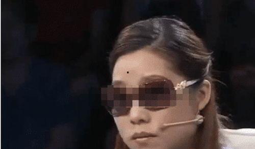 菠萝大哥老婆爆料视频,揭秘夫妻生活点滴