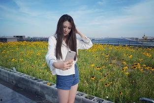 娱乐吃瓜美女模特,揭秘吃瓜美女模特的时尚传奇